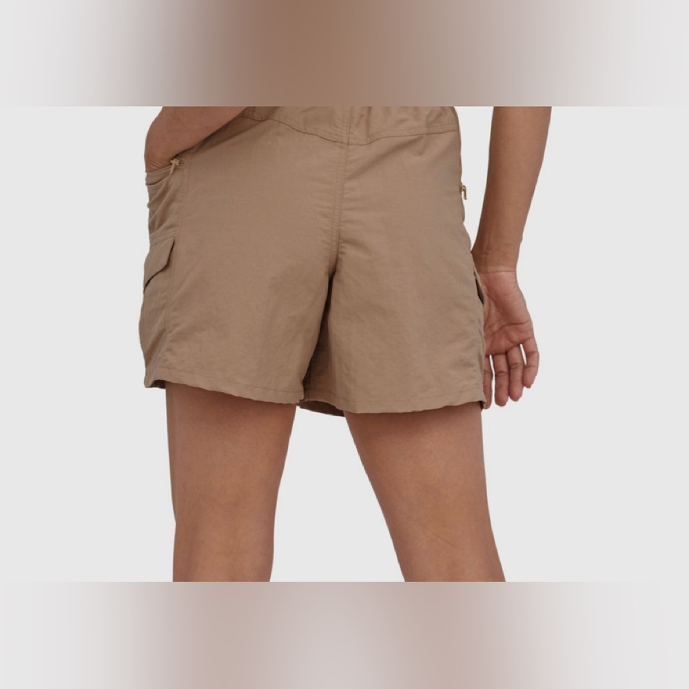 Patagonia women’s sol patrol short 10”